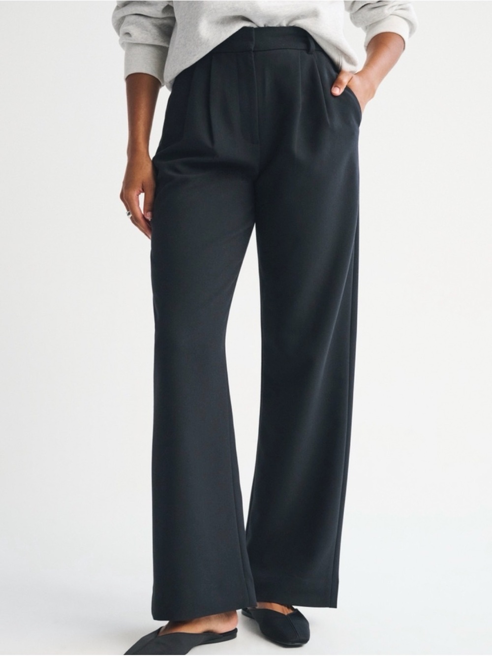 Abercrombie & Fitch Curve Love Black Pleated High-Rise Trousers